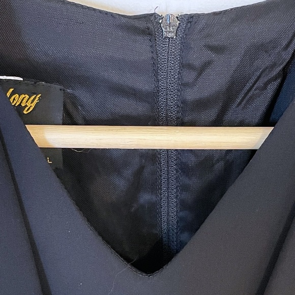 Vintage black midi dress with peplum ruffles - Picture 8 of 15